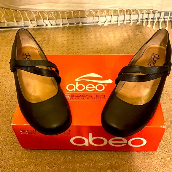 Abeo Tiana Neutral Bio System Black Mary Jane Shoe - Picture 1 of 6